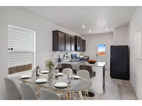 306 Walnut St, Bennett, CO 80102 photo 2