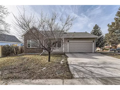 3997 S Espana Way, Aurora, CO 80013