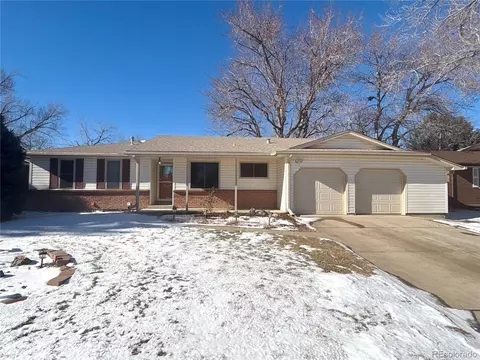 2109 S Yarrow St, Lakewood, CO 80227