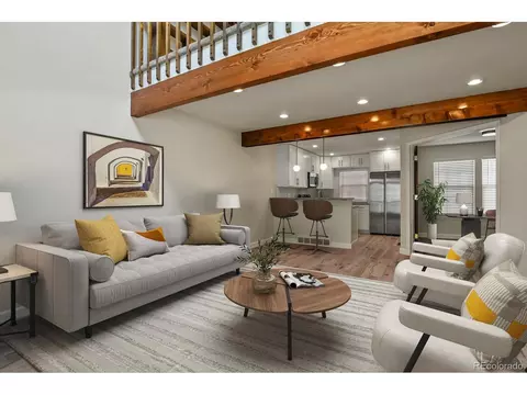 2004 S Helena St #A, Aurora, CO 80013