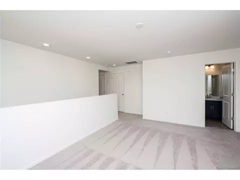28492 E 6th Pl, Aurora, CO 80018 photo 14