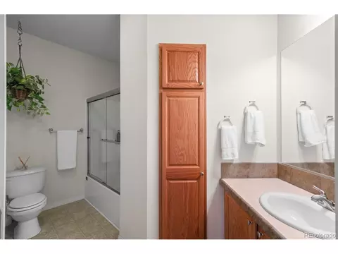 Bath - 5191 S Hatch Dr, Evergreen, CO 80439 photo 3 of 4