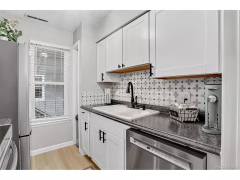 7110 S Gaylord St #P8, Centennial, CO 80122