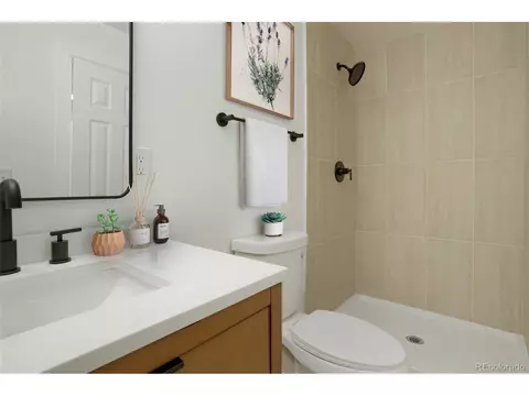 20579 E Buchanan Dr, Aurora, CO 80011 photo 12