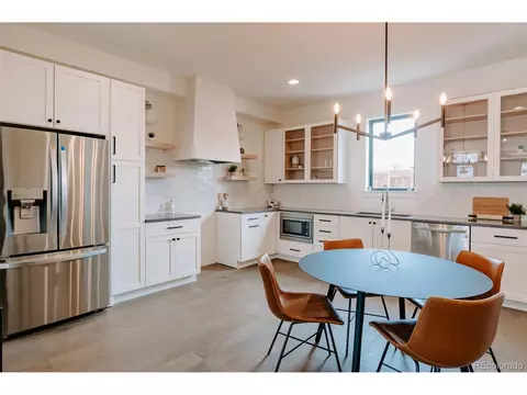 869 30th St, Denver, CO 80205 photo 12