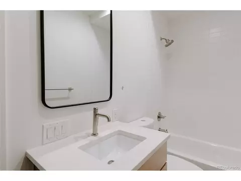 869 30th St, Denver, CO 80205 photo 3