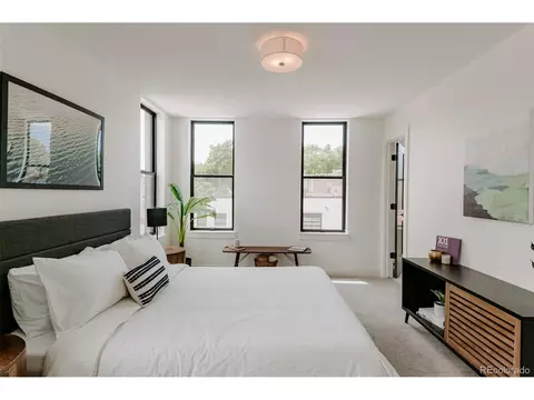 869 30th St, Denver, CO 80205 photo 6