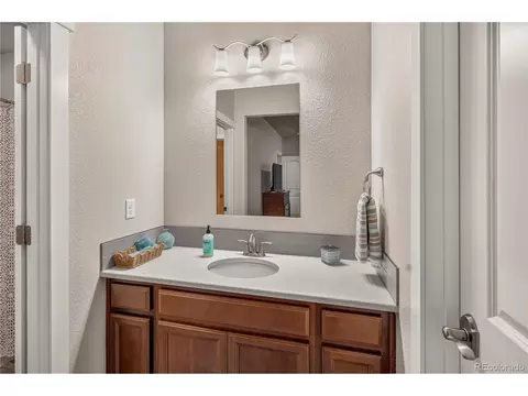 Bath - 103 Bluebell Ct, Wiggins, CO 80654 photo 5 of 7