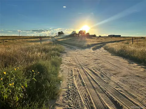 10410 Edison Rd, Yoder, CO 80864 photo 2