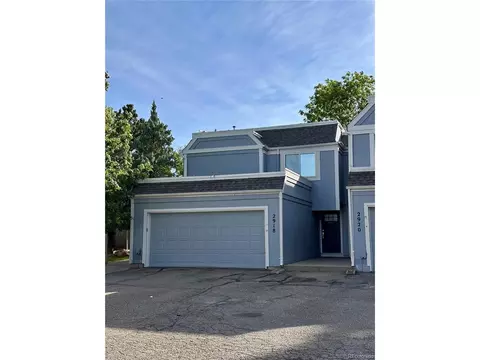 2918 S Parker Ct, Aurora, CO 80014