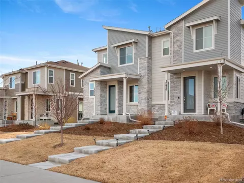 Exterior - 27436 E Archer Ave, Aurora, CO 80018 photo 2 of 6