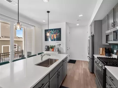 Kitchen - 27436 E Archer Ave, Aurora, CO 80018 photo 2 of 3