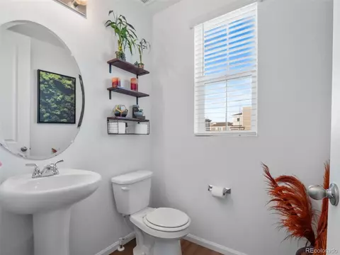 Bath - 27436 E Archer Ave, Aurora, CO 80018 photo 2 of 3