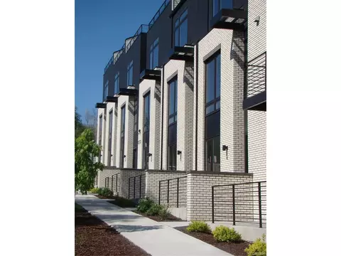 1240 N Zenobia St #10, Denver, CO 80204