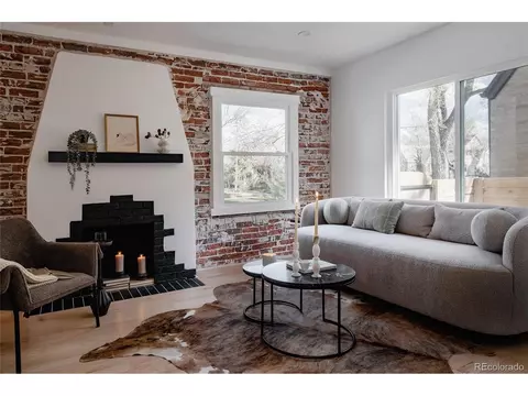 2085 Krameria St, Denver, CO 80207