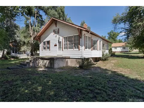 104 Lewis St, Castle Rock, CO 80104