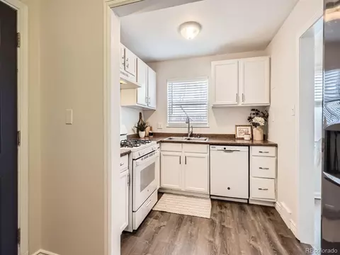 3440 N Steele St, Denver, CO 80205 photo 9