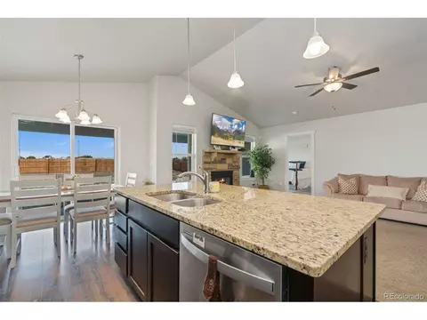 113 Seventh Ave, Wiggins, CO 80654 photo 10