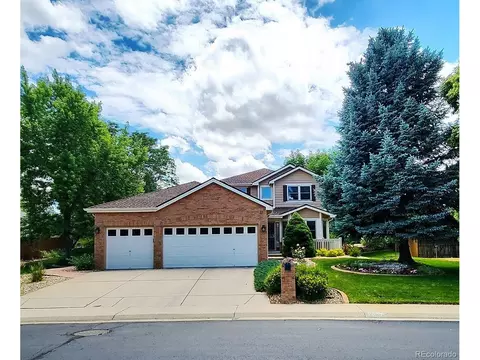 2307 S Benton Ct, Lakewood, CO 80227