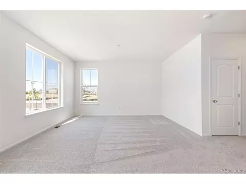 Living - 20474 E 57th Ave, Aurora, CO 80019 photo 3 of 6