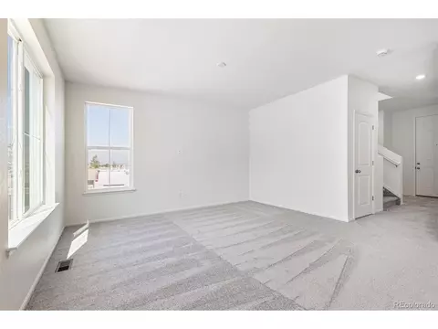 Living - 20474 E 57th Ave, Aurora, CO 80019 photo 4 of 6