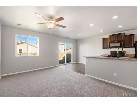 47347 Iris Ave, Bennett, CO 80102 photo 10