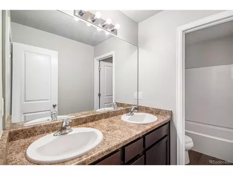 47347 Iris Ave, Bennett, CO 80102 photo 6