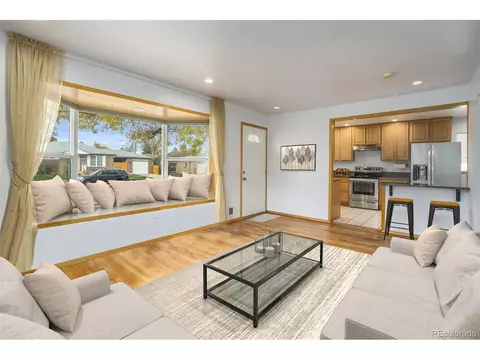 2106 E 113th Pl, Northglenn, CO 80233 photo 4