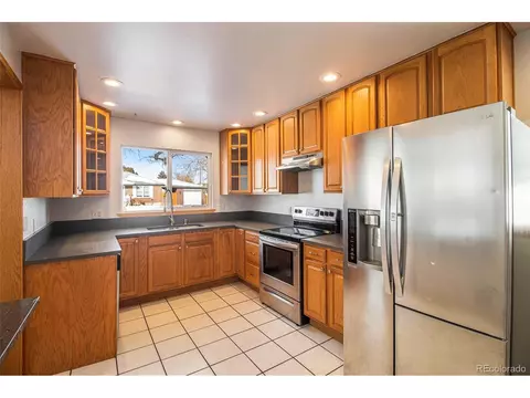 2106 E 113th Pl, Northglenn, CO 80233 photo 2