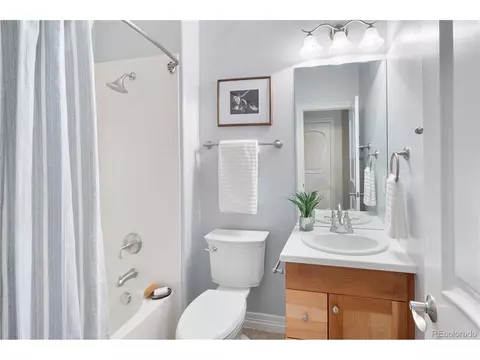 9715 E 33rd Ave, Denver, CO 80238 photo 39