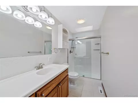 125 S Eagle Cir, Aurora, CO 80012 photo 24