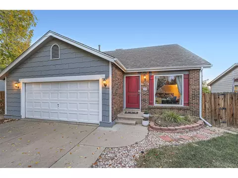 7814 Club Crest Dr, Arvada, CO 80005