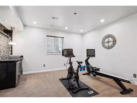 6984 E 2nd Ave, Denver, CO 80220 photo 31