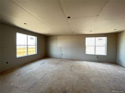 46569 Sunrise Ct, Bennett, CO 80102 photo 5