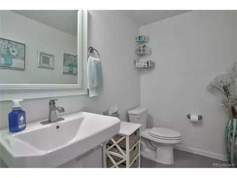 24896 E Calhoun Pl #B, Aurora, CO 80016 photo 9