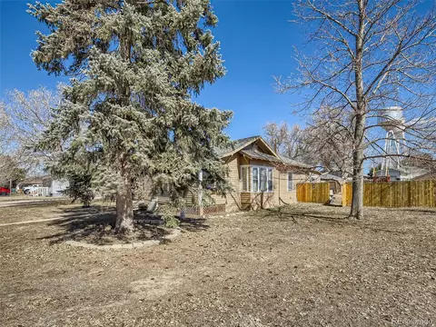 458 Cherry St, Hudson, CO 80642 photo 2