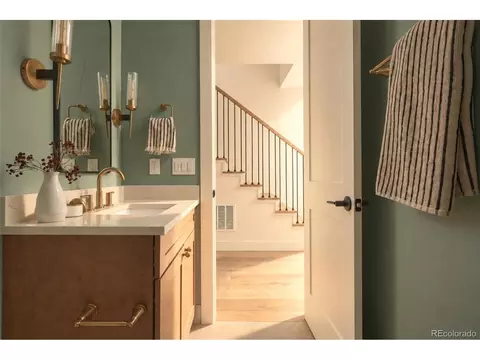Bath - 4500 N Stuart St, Denver, CO 80212 photo 2 of 7