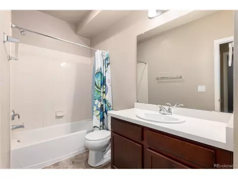 Bath - 26925 E Quarto Pl, Aurora, CO 80016 photo 6 of 6