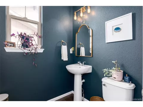 Bath - 26925 E Quarto Pl, Aurora, CO 80016 photo 1 of 6