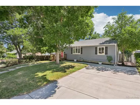 4560 S Fox St, Englewood, CO 80110