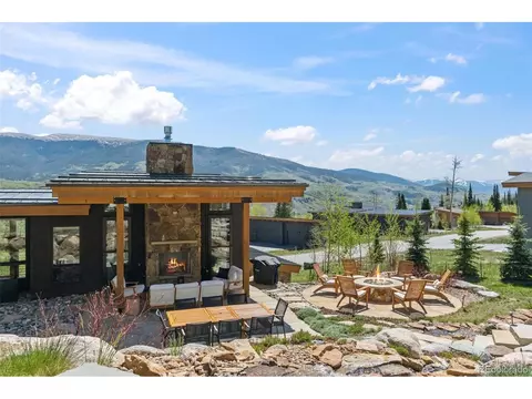 Exterior - 83 Mckay Pl, Silverthorne, CO 80498 photo 10 of 14