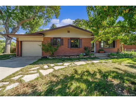 5290 Gladiola St, Arvada, CO 80002 photo 2