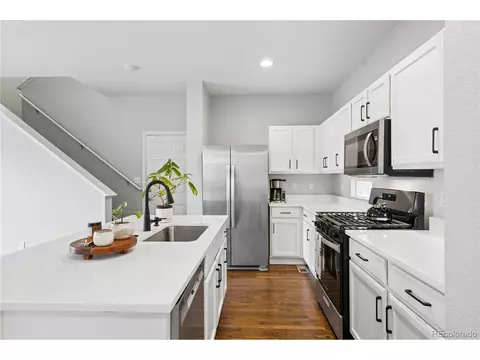 Kitchen - 8894 E 29th Pl, Denver, CO 80238 photo 3 of 4