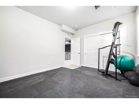 9230 E 53rd Ave, Denver, CO 80238 photo 32