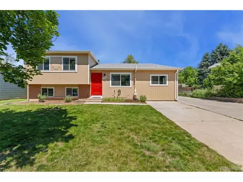 980 S Nile Way, Aurora, CO 80012