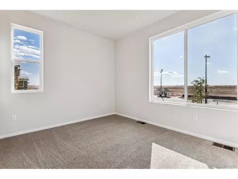 24991 E 38th Ave, Aurora, CO 80019 photo 2