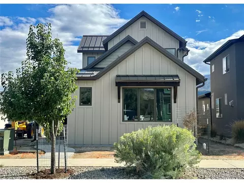322 Old Stage Rd, Salida, CO 81201