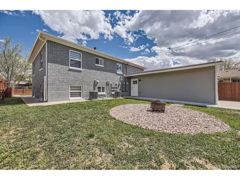 Exterior - 3227 N Steele St, Denver, CO 80205 photo 6 of 8