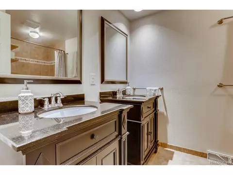12656 E Bates Cir, Aurora, CO 80014 photo 23
