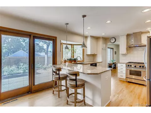 12656 E Bates Cir, Aurora, CO 80014 photo 8